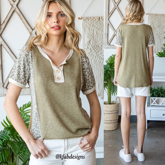 LAST! Vintage Olive Waffle Knit Floral Color Block Relaxed Fit Top! - Picture 6 of 8